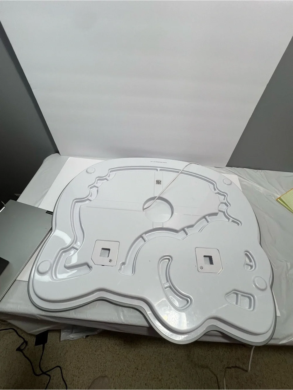 Hello Kitty Lighted Vanity Mirror - White LED Accent